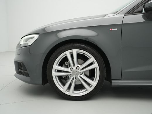 Audi A3 Sportback 35 TFSI CoD 150pk S-Tronic Advance Sport Navigatie Stoelverwarming Led Pdc 279 ActivLease financial lease