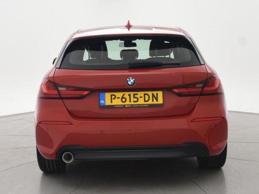 BMW 1 Serie 116D LESAUTO DUBBELE BEDIENING HANDGESCHAKELD + CAMERA | SPORTSTOELEN | LED ActivLease financial lease