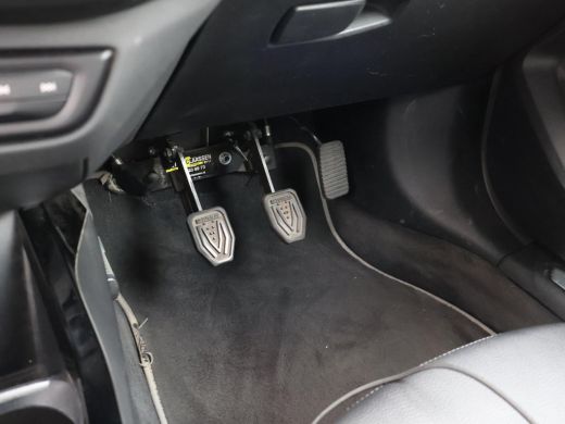 BMW 1 Serie 116D LESAUTO DUBBELE BEDIENING HANDGESCHAKELD + CAMERA | SPORTSTOELEN | LED ActivLease financial lease