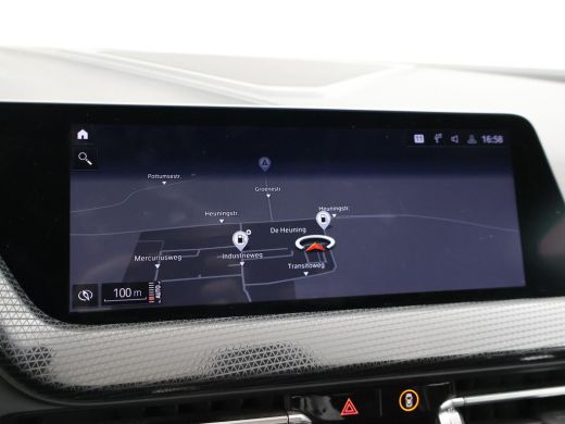 BMW 1 Serie 116D LESAUTO DUBBELE BEDIENING HANDGESCHAKELD + CAMERA | SPORTSTOELEN | LED ActivLease financial lease