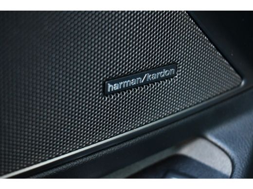 BMW 3 Serie 330e M-Sport Pano ACC H/K 360 HUD 19inch El-zetels ActivLease financial lease