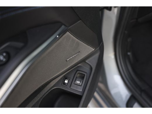 BMW 3 Serie Touring 330e High Executive M Sport Automaat / Panoramadak / Trekhaak / Sportstoelen / Comfort Ac... ActivLease financial lease