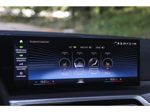 BMW 3 Serie Touring 330e High Executive M Sport Automaat / Panoramadak / Trekhaak / Sportstoelen / Comfort Ac... ActivLease financial lease