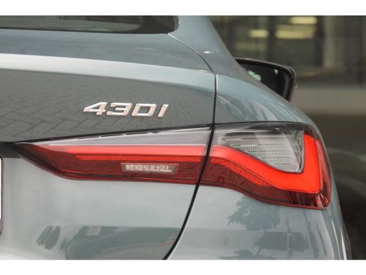 BMW 4 Serie Coupé 430i xDrive M Sport Automaat / Schuif-kanteldak / Achteruitrijcamera / Stoelverwarming / M ... ActivLease financial lease