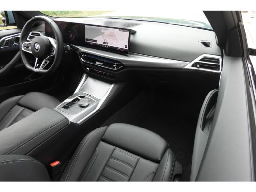 BMW 4 Serie Coupé 430i xDrive M Sport Automaat / Schuif-kanteldak / Achteruitrijcamera / Stoelverwarming / M ... ActivLease financial lease
