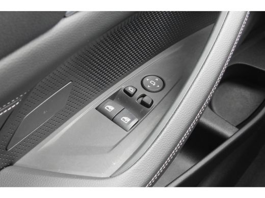 BMW 4 Serie Coupé 430i xDrive M Sport Automaat / Schuif-kanteldak / Achteruitrijcamera / Stoelverwarming / M ... ActivLease financial lease