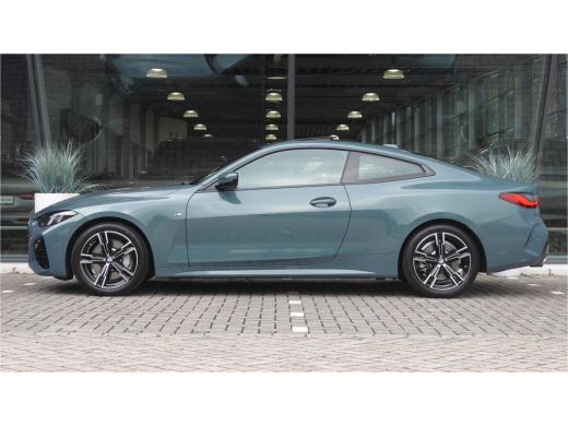 BMW 4 Serie Coupé 430i xDrive M Sport Automaat / Schuif-kanteldak / Achteruitrijcamera / Stoelverwarming / M ... ActivLease financial lease