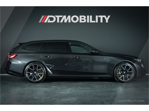 BMW M5 Touring M5 | Drivers Package | Keramisch | Origineel Nederlands | 1e eigenaar | Carbon ActivLease financial lease