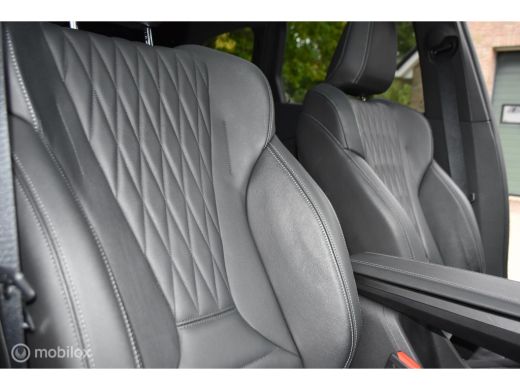 BMW X1 sDrive18i Voll Pano headup e stoelen ActivLease financial lease