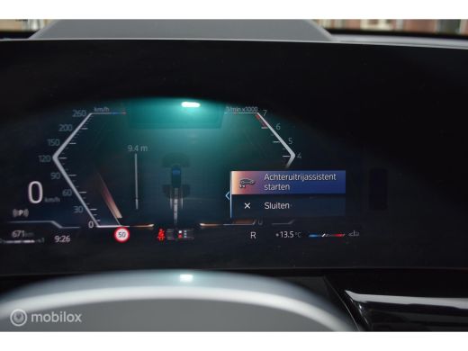 BMW X1 sDrive18i Voll Pano headup e stoelen ActivLease financial lease