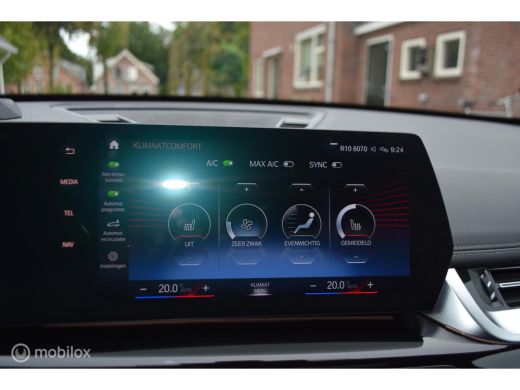 BMW X1 sDrive18i Voll Pano headup e stoelen ActivLease financial lease