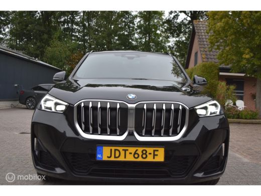 BMW X1 sDrive18i Voll Pano headup e stoelen ActivLease financial lease