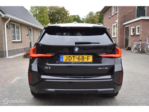 BMW X1 sDrive18i Voll Pano headup e stoelen ActivLease financial lease