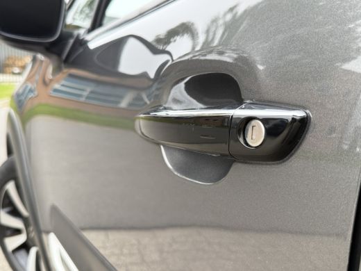 Citroën C3 1.2 PureTech Shine Automaat ActivLease financial lease