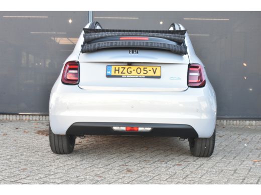 Fiat 500C La Prima 42 kWh DEMO-DEAL! | Vol-Leder | Stoelverwarming | Adaptive Cruise | Dodehoek-Detectie | ... ActivLease financial lease
