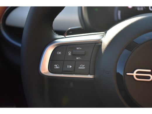 Fiat 600 1.2 Hybrid La Prima 100pk DEMO-DEAL! | Vol-Leder | Elektr. Stoelen | Elektr. Achterklep | Achteru... ActivLease financial lease