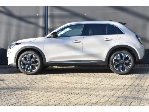 Fiat 600 1.2 Hybrid La Prima 100pk DEMO-DEAL! | Vol-Leder | Elektr. Stoelen | Elektr. Achterklep | Achteru... ActivLease financial lease