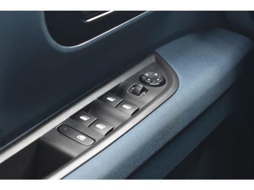 Fiat Panda 1.2 Hybrid Icon 100pk Automaat DEMO-DEAL! | Navigatie by App | Cruise Control | Parkeersensoren |... ActivLease financial lease