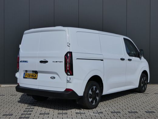 Ford E-Transit Custom 320 L1H1 Trend 65 kWh Uit voorraad, 2300kg trekgewicht! ActivLease financial lease