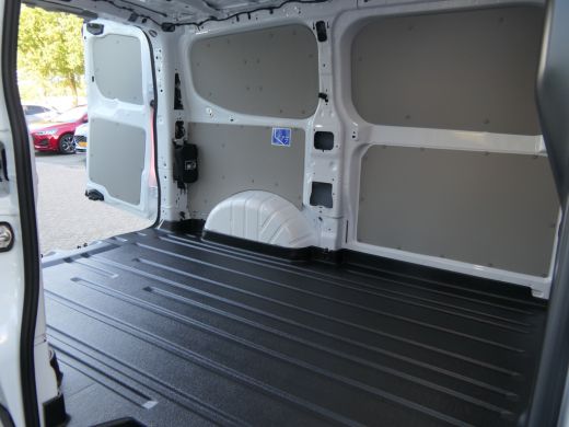 Ford E-Transit Custom 320 L1H1 Trend 65 kWh Uit voorraad, 2300kg trekgewicht! ActivLease financial lease