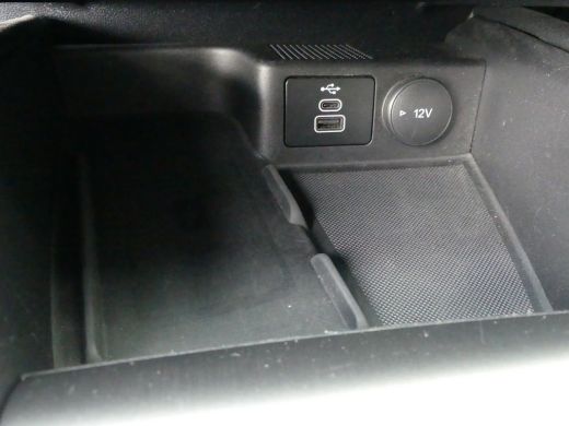 Ford Kuga 2.5 PHEV 225PK ST-Line | STOEL+STUUR+VOORRUITVERWARMING | CAMERA | ActivLease financial lease