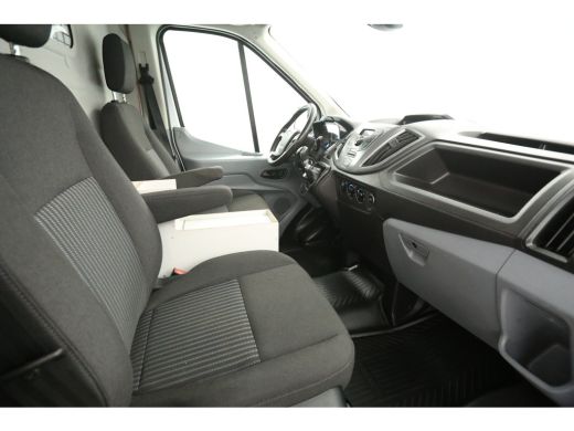 Ford Transit 350 2.0 TDCI L3H2 Trend | 2800kg Trekgew. | Trekh. | Airco | Cruise | 2xSchuifdeur | Parkeersens. ActivLease financial lease