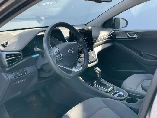 Hyundai IONIQ 1.6 GDi PHEV Premium Stoel/Stuurverw OpenSky Incl.BTW Plug-in Voll.Onderhouden! ActivLease financial lease