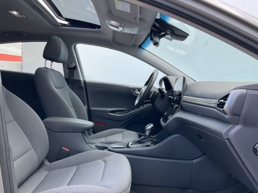 Hyundai IONIQ 1.6 GDi PHEV Premium Stoel/Stuurverw OpenSky Incl.BTW Plug-in Voll.Onderhouden! ActivLease financial lease