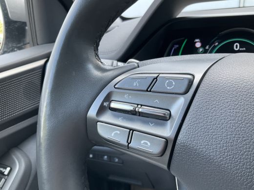 Hyundai IONIQ 1.6 GDi PHEV Premium Stoel/Stuurverw OpenSky Incl.BTW Plug-in Voll.Onderhouden! ActivLease financial lease