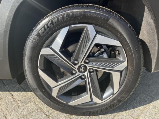 Hyundai Tucson 1.6 T-GDI PHEV Comfort Smart 4WD | Rijklaarprijs dus GEEN afleverkosten! | Trekhaak | Apple CarPl... ActivLease financial lease