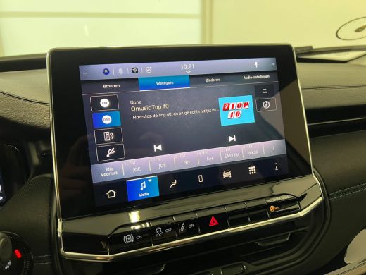 Jeep Compass 4xe 240 Plug-in Hybrid Electric Upland | 360 Camera | Apple Carplay/Android Auto| Audio premium |... ActivLease financial lease