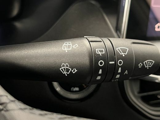 Jeep Compass 4xe 240 Plug-in Hybrid Electric Upland | 360 Camera | Apple Carplay/Android Auto| Audio premium |... ActivLease financial lease