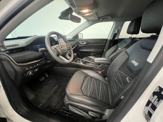 Jeep Compass 4xe 240 Plug-in Hybrid Electric Upland | 360 Camera | Apple Carplay/Android Auto| Audio premium |... ActivLease financial lease