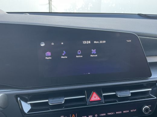 Kia Niro 1.6 GDi Hybrid DynamicPlusLine Pano HUD Leer Stoel/Stuurverw Camera NL-Auto! ActivLease financial lease