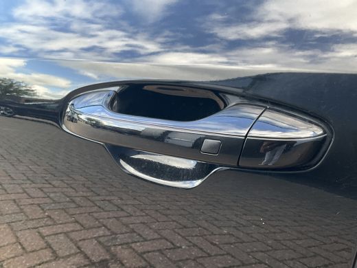 Kia Niro 1.6 GDi Hybrid DynamicPlusLine Pano HUD Leer Stoel/Stuurverw Camera NL-Auto! ActivLease financial lease