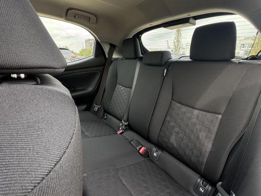 Mazda 2 Hybrid Hybrid 1.5 Exclusive-line | Stoel/stuurverwarming | Grootlicht hulp | Climate controll | Parkeerh... ActivLease financial lease