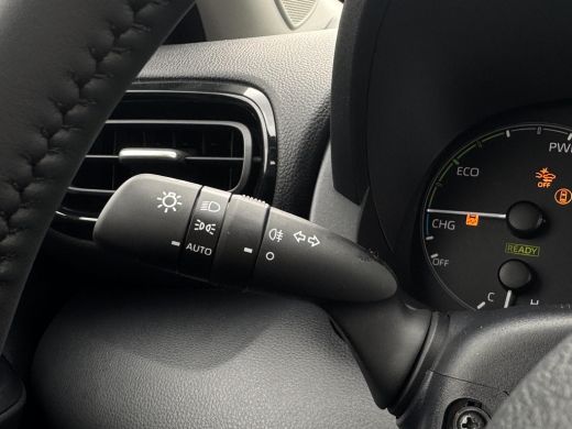 Mazda 2 Hybrid Hybrid 1.5 Exclusive-line | Stoel/stuurverwarming | Grootlicht hulp | Climate controll | Parkeerh... ActivLease financial lease