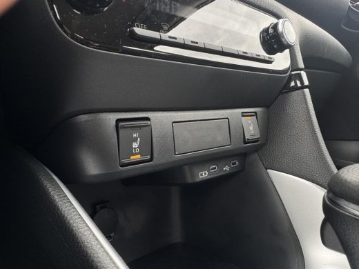 Mazda 2 Hybrid Hybrid 1.5 Exclusive-line | Stoel/stuurverwarming | Grootlicht hulp | Climate controll | Parkeerh... ActivLease financial lease