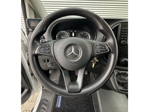 Mercedes-Benz Vito 111 CDI Lang Airco Trekhaak in supermooie goede staat. TOPBUS ActivLease financial lease