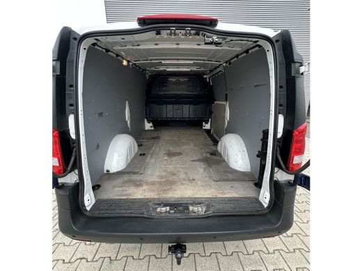 Mercedes-Benz Vito 111 CDI Lang Airco Trekhaak in supermooie goede staat. TOPBUS ActivLease financial lease