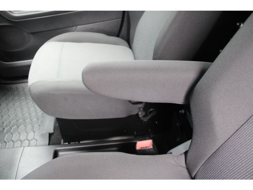 Opel Combo-e 50kWh 136 PK | NAVI | TREKHAAK | CAMERA | CARPLAY | 5,9% RENTE FINANCIAL LEASE! ActivLease financial lease