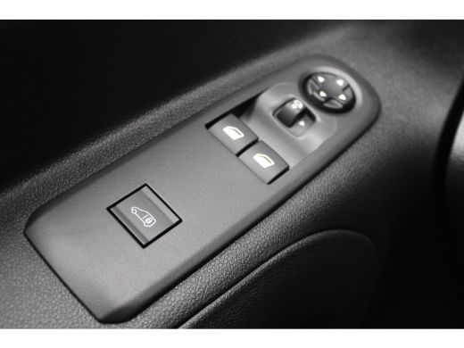 Opel Combo-e 50kWh 136 PK | NAVI | TREKHAAK | CAMERA | CARPLAY | 5,9% RENTE FINANCIAL LEASE! ActivLease financial lease