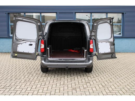 Opel Combo-e 50kWh 136 PK | NAVI | TREKHAAK | CAMERA | CARPLAY | 5,9% RENTE FINANCIAL LEASE! ActivLease financial lease