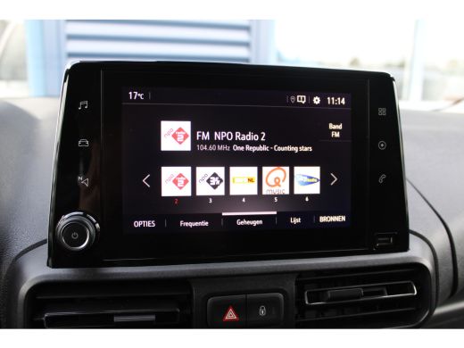 Opel Combo-e 50kWh 136 PK | NAVI | TREKHAAK | CARPLAY | 5,9% RENTE FINANCIAL LEASE! ActivLease financial lease