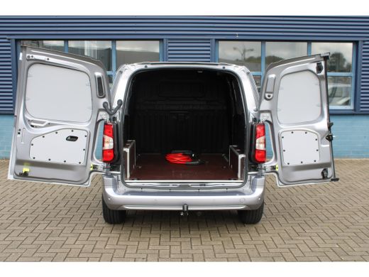 Opel Combo-e 50kWh 136 PK | NAVI | TREKHAAK | CARPLAY | 5,9% RENTE FINANCIAL LEASE! ActivLease financial lease