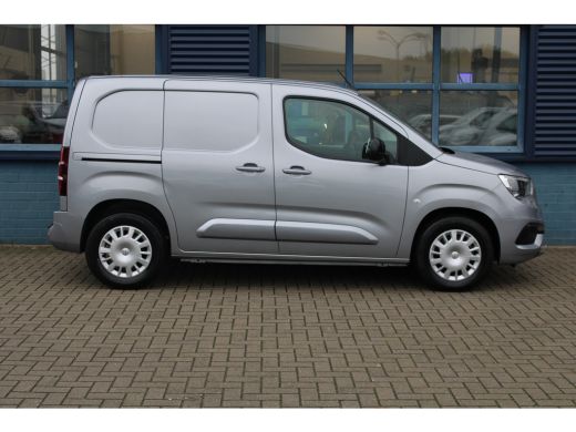 Opel Combo-e 50kWh 136 PK | NAVI | TREKHAAK | CARPLAY | 5,9% RENTE FINANCIAL LEASE! ActivLease financial lease