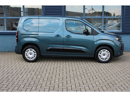 Opel Combo-e 50kWh 136 PK NIEUW MODEL! | 3-ZITS | NAVI | TREKHAAK | CAMERA | CARPLAY | 5,9% RENTE FINANCIAL LE... ActivLease financial lease