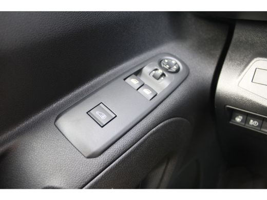 Opel Combo-e 50kWh 136 PK NIEUW MODEL! | 3-ZITS | NAVI | TREKHAAK | CAMERA | CARPLAY | 5,9% RENTE FINANCIAL LE... ActivLease financial lease