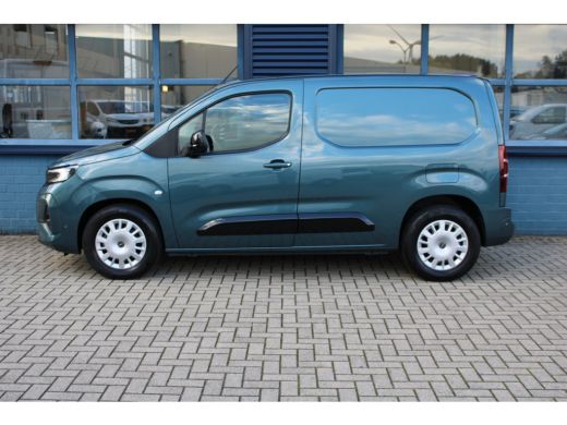 Opel Combo-e 50kWh 136 PK NIEUW MODEL! | 3-ZITS | NAVI | TREKHAAK | CAMERA | CARPLAY | 5,9% RENTE FINANCIAL LE... ActivLease financial lease
