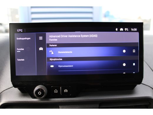 Opel Combo-e 50kWh 136 PK NIEUW MODEL! | 3-ZITS | NAVI | TREKHAAK | CAMERA | CARPLAY | 5,9% RENTE FINANCIAL LE... ActivLease financial lease